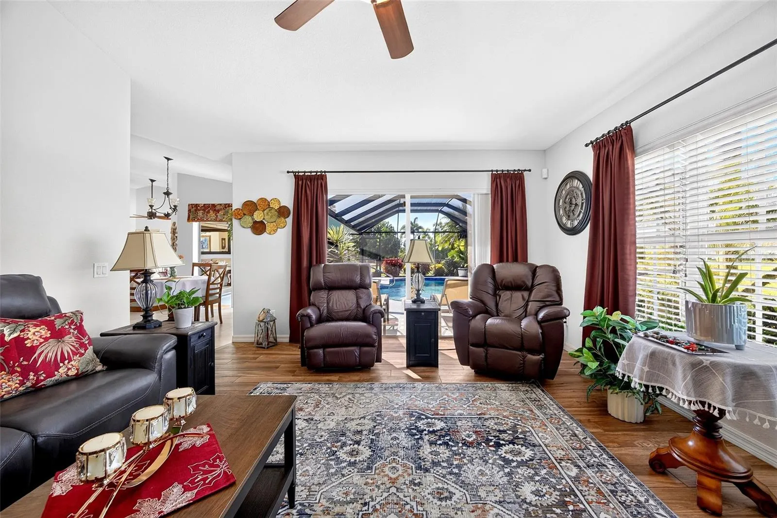 25186 ESTRADA CIR