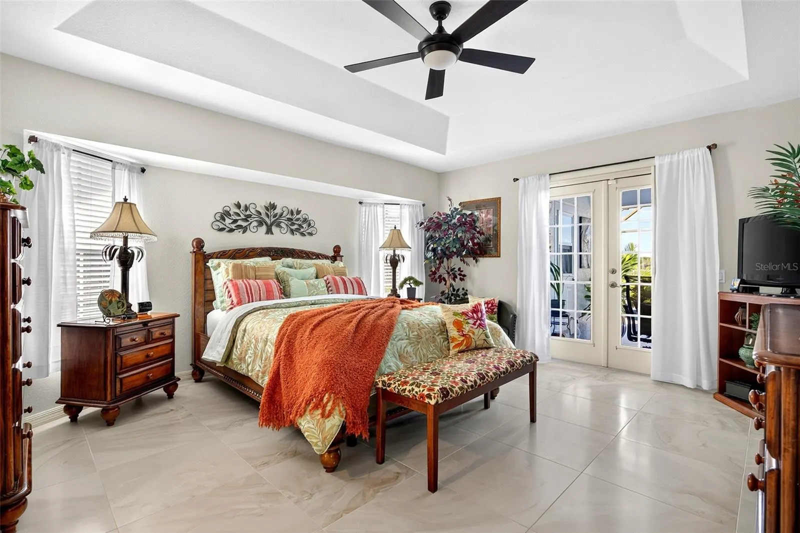 25186 ESTRADA CIR