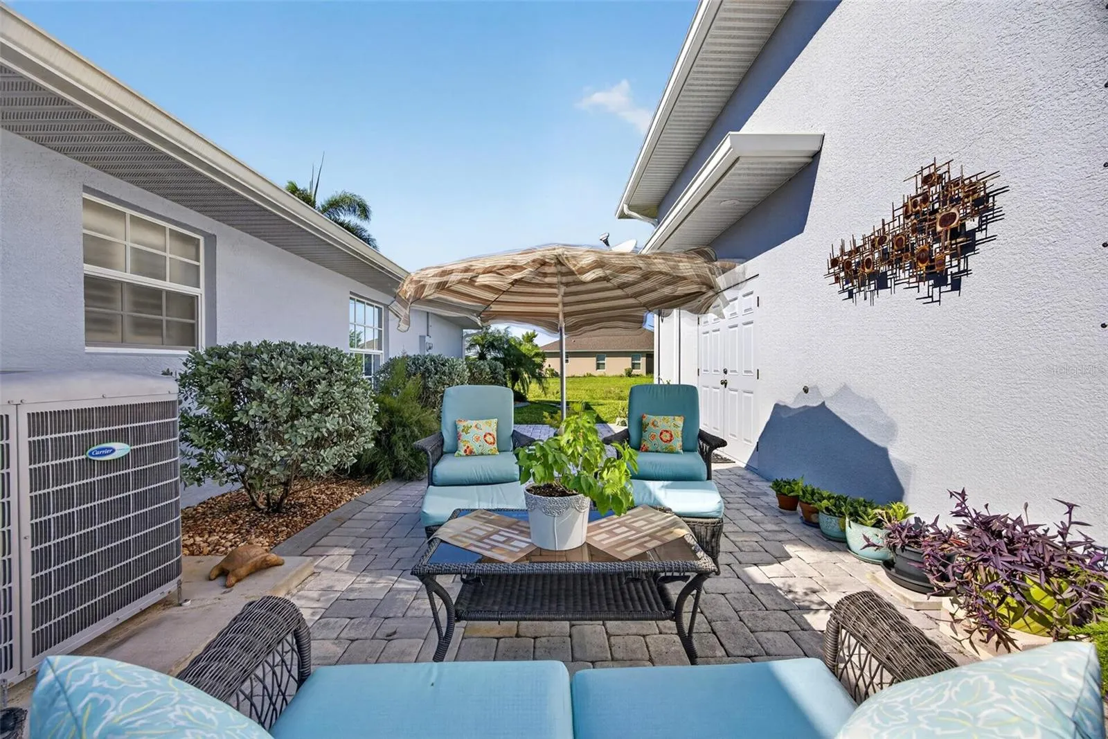25186 ESTRADA CIR