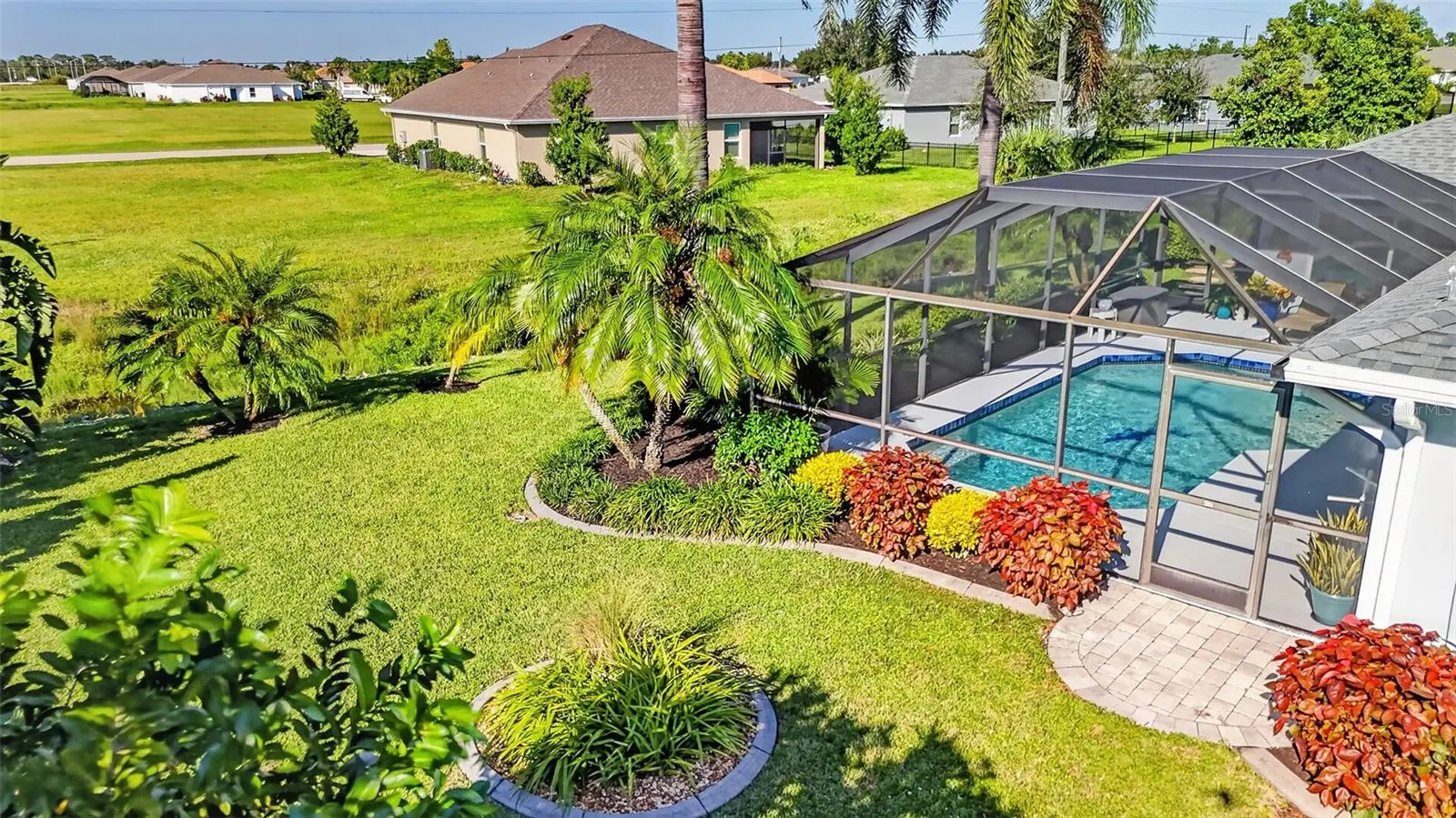 25186 ESTRADA CIR