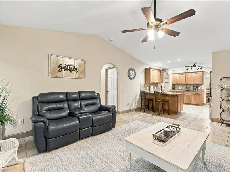 393 MALPELO AVE