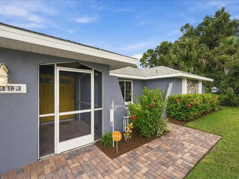 393 MALPELO AVE