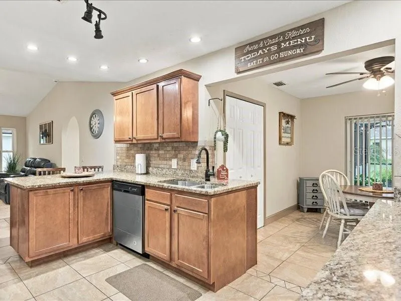 393 MALPELO AVE