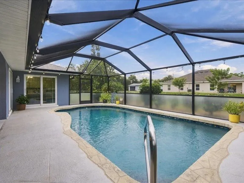 393 MALPELO AVE