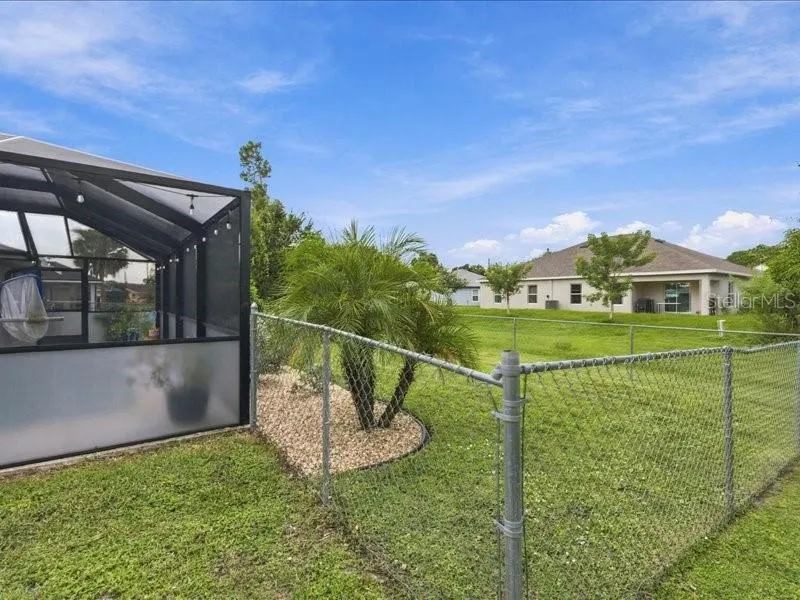 393 MALPELO AVE