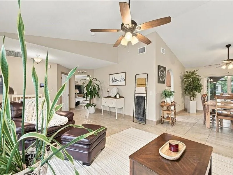 393 MALPELO AVE