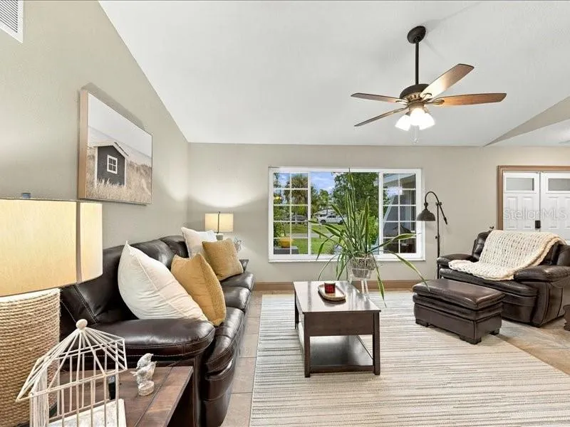 393 MALPELO AVE