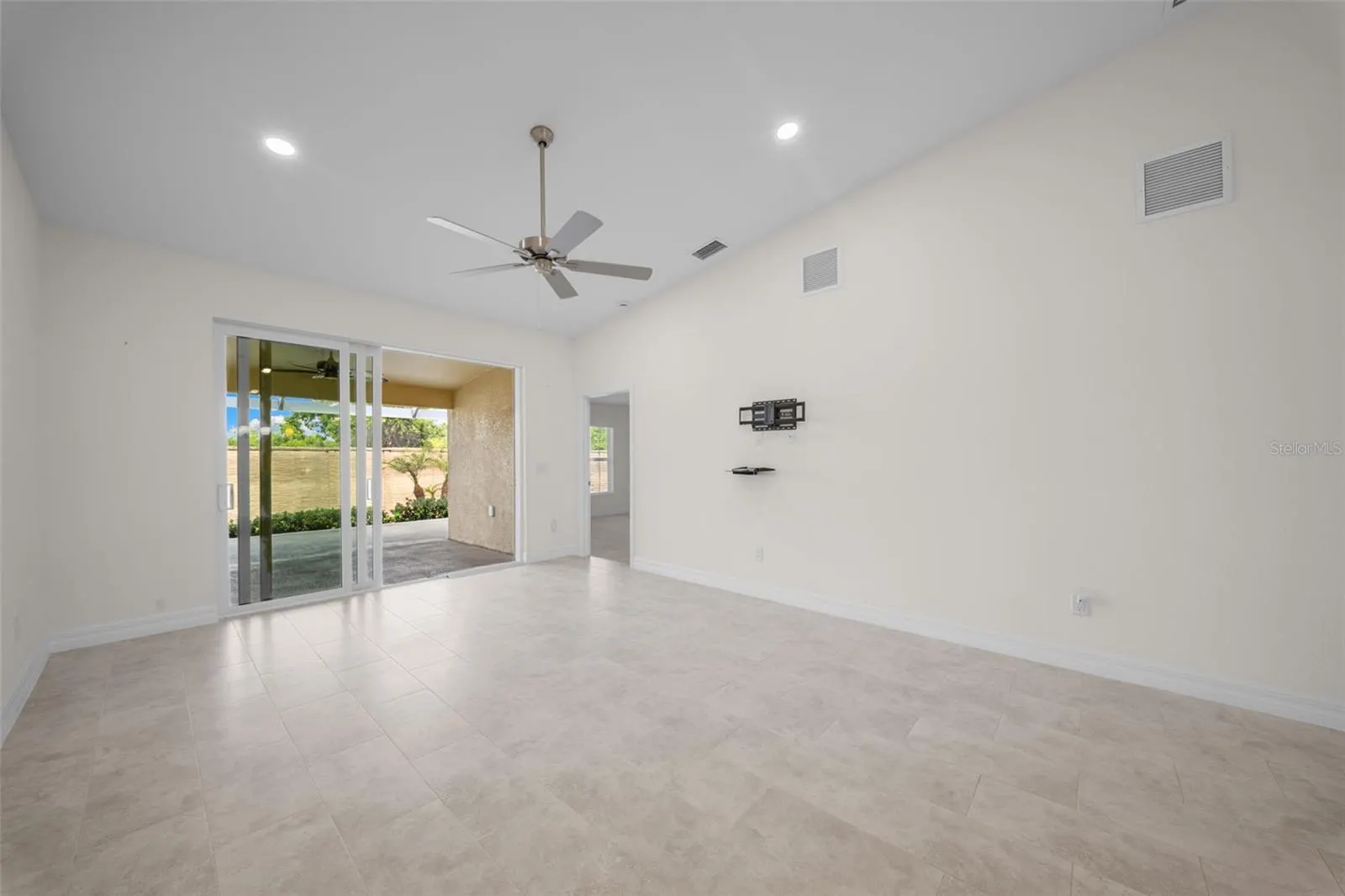 3760 ALBACETE CIR #44 #44