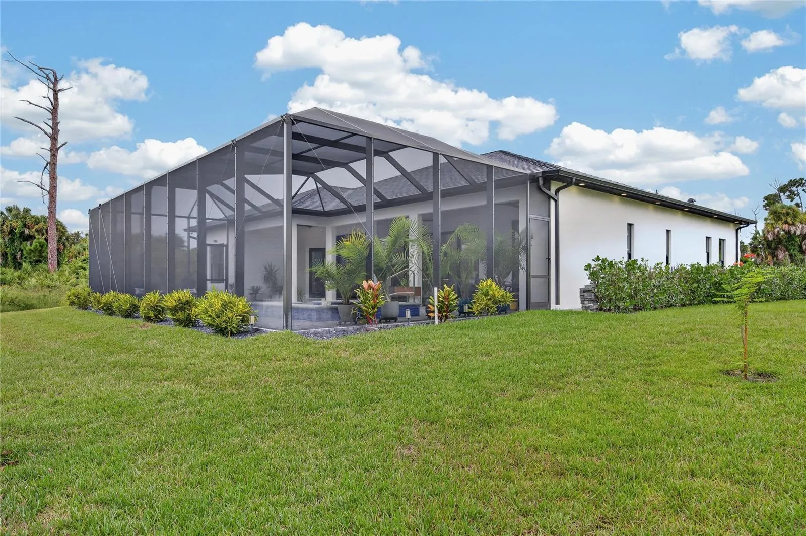 403 MATSON LN