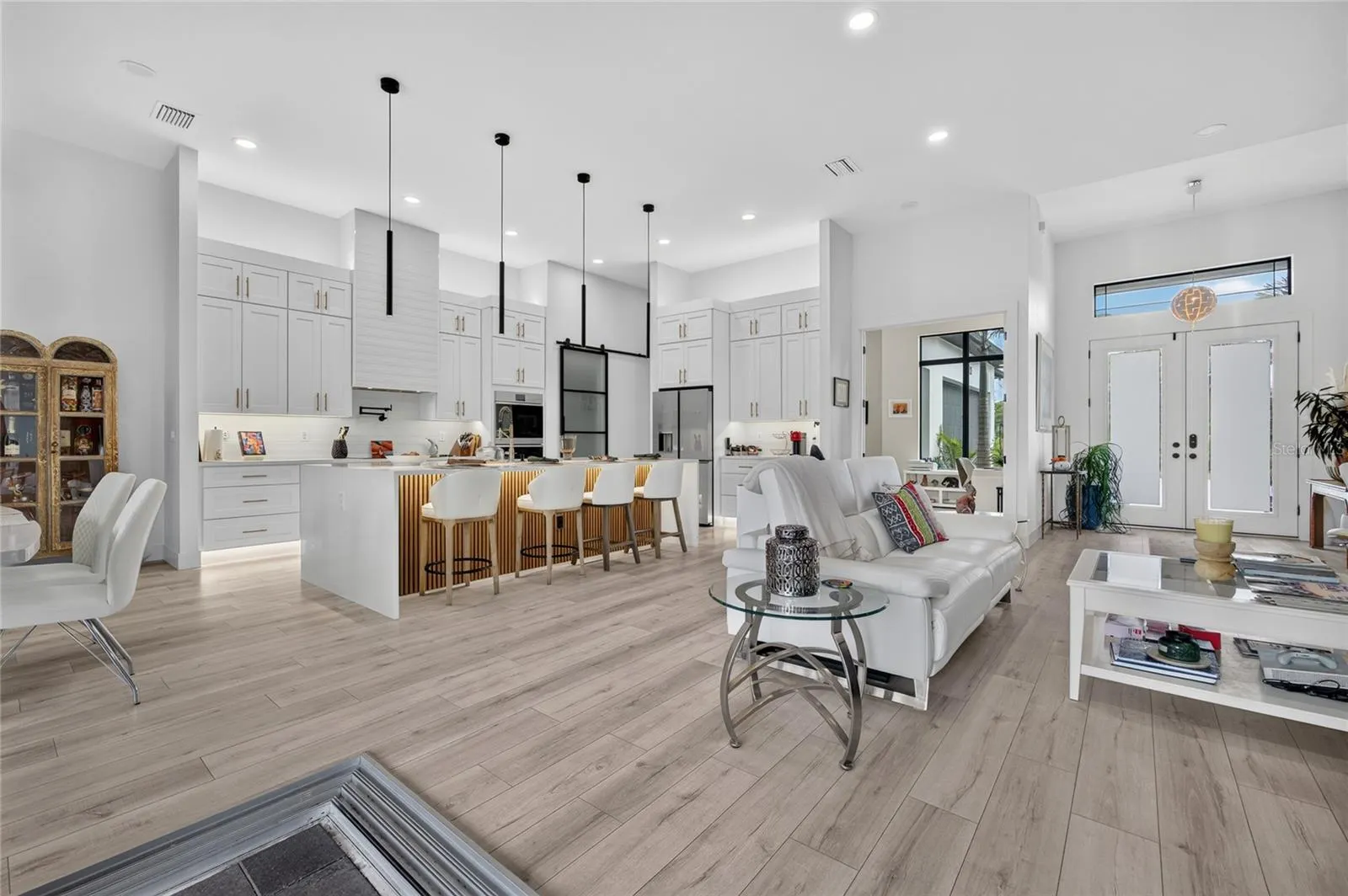 403 MATSON LN