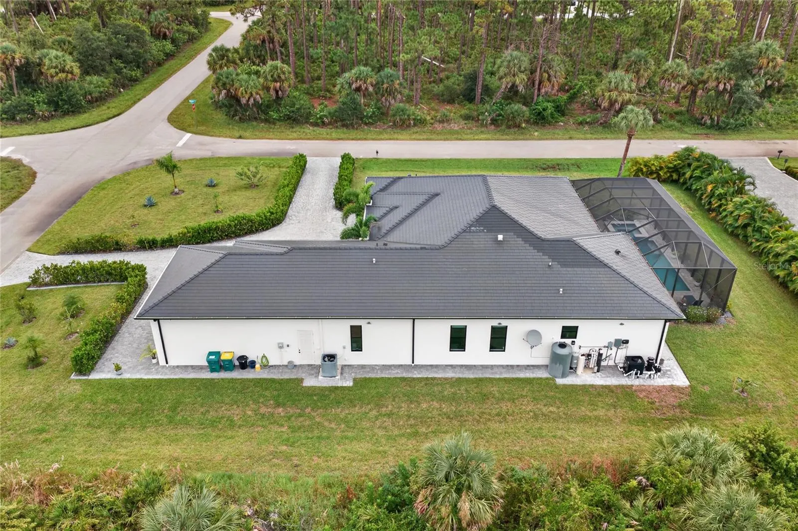 403 MATSON LN