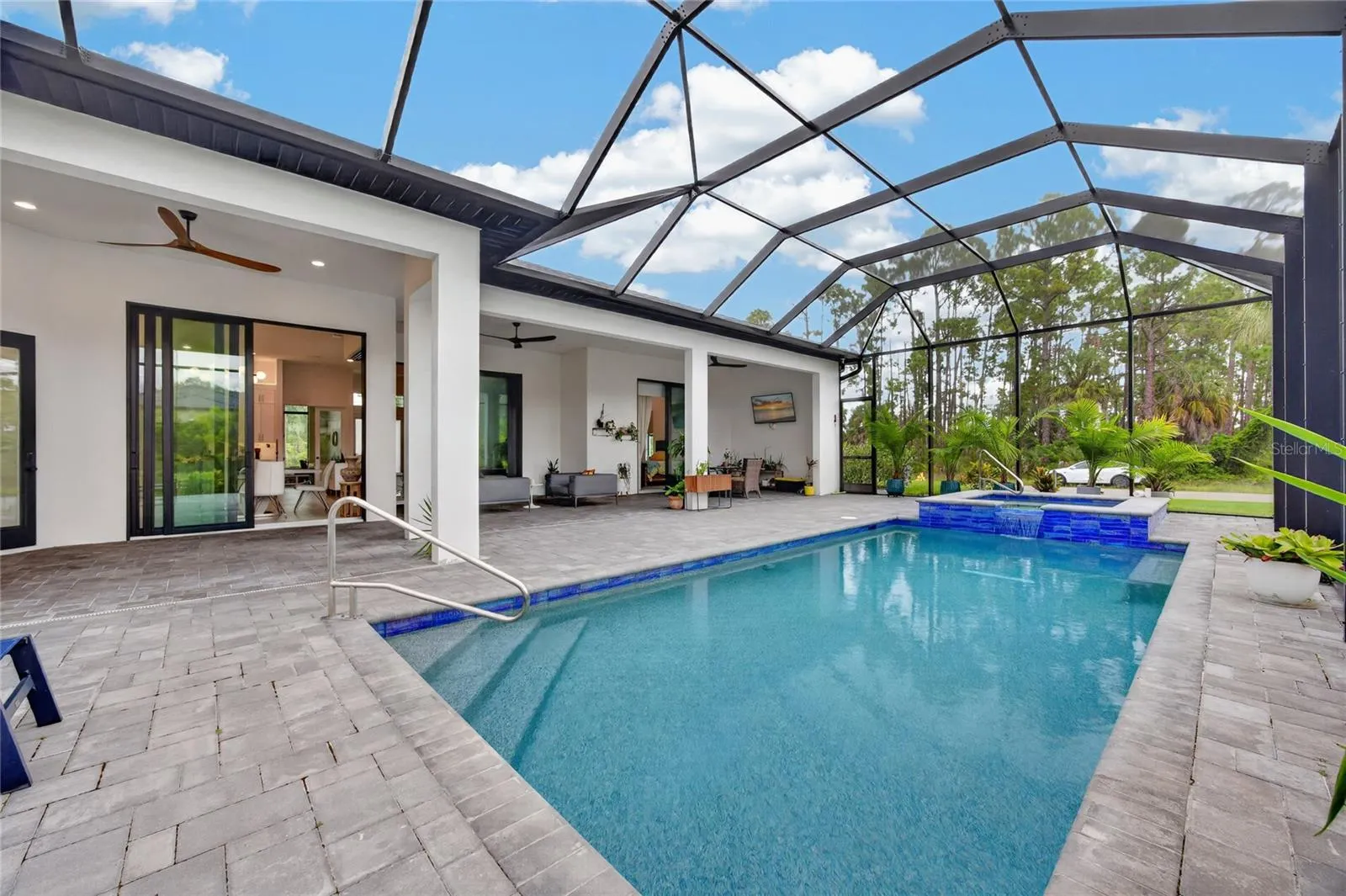 403 MATSON LN