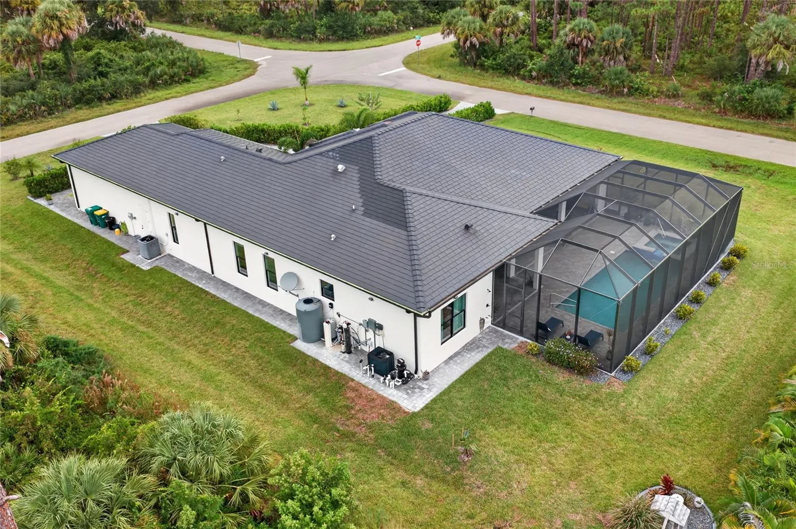 403 MATSON LN