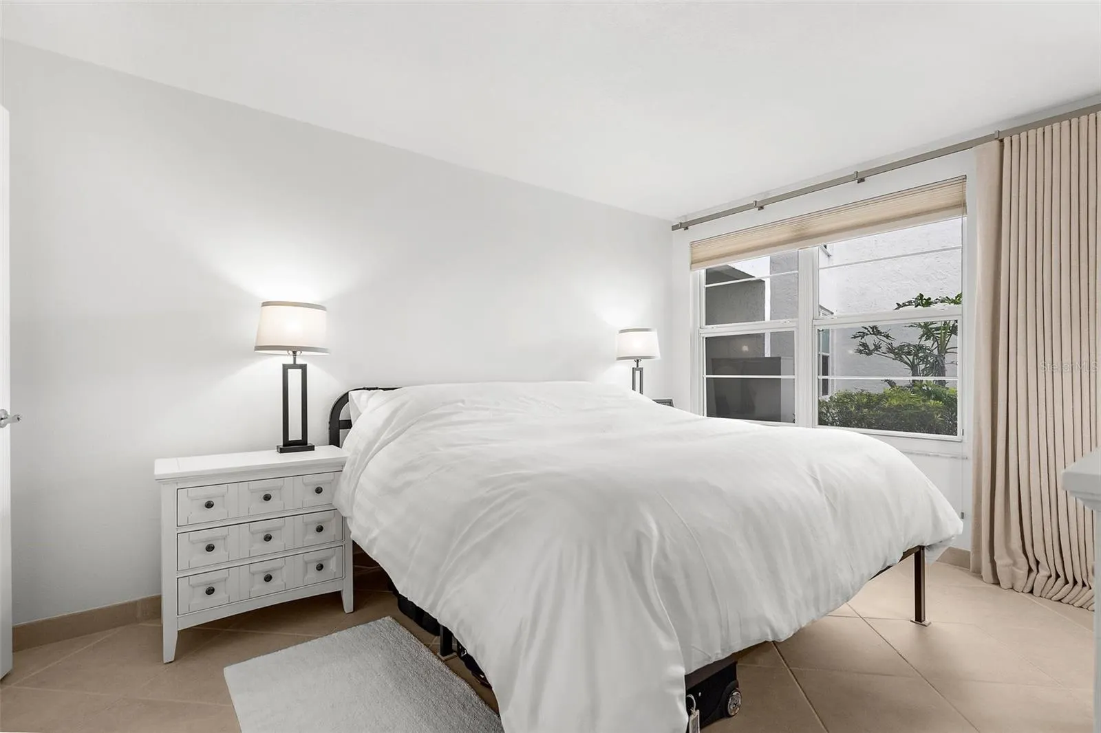 600 SUTTON PL #101B #101B