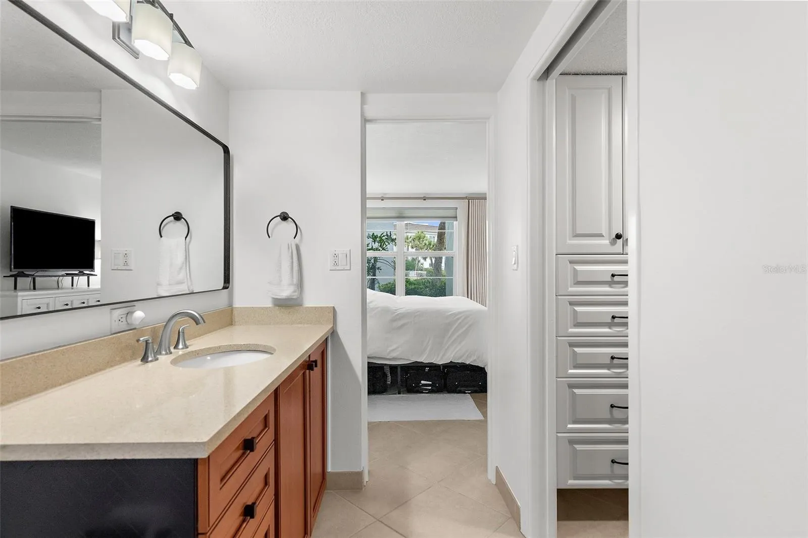 600 SUTTON PL #101B #101B