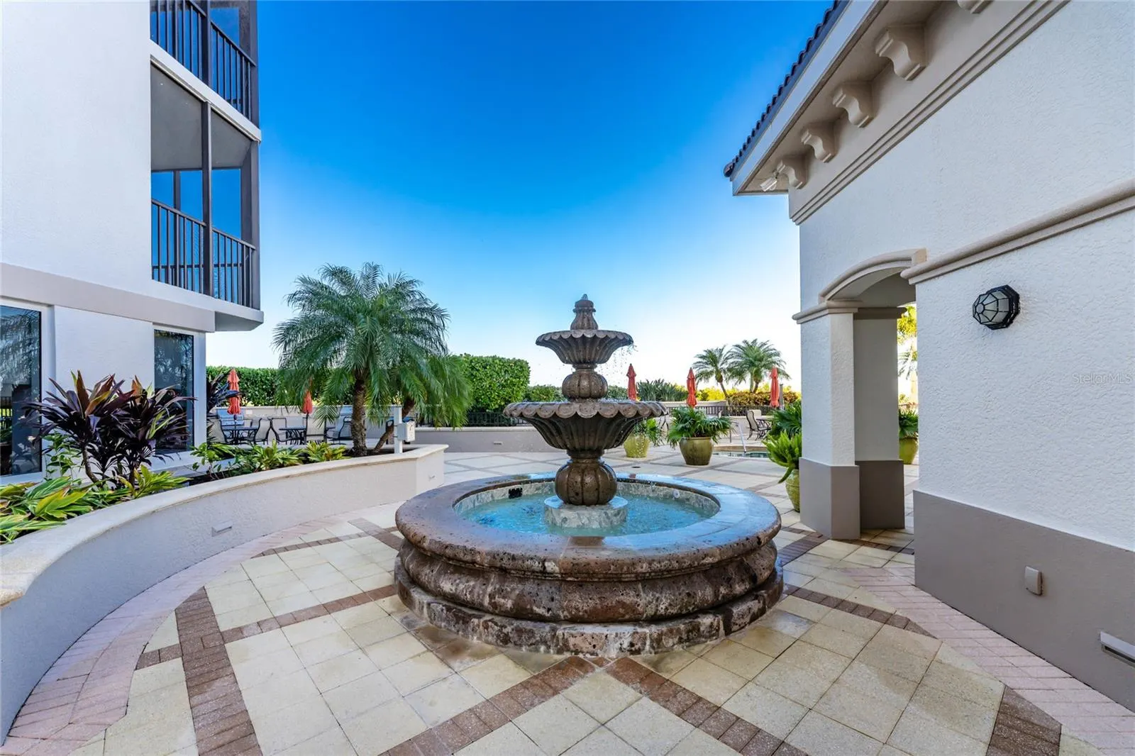 3329 SUNSET KEY CIR #301 #301
