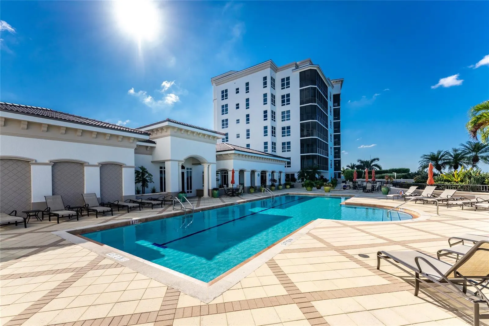 3329 SUNSET KEY CIR #301 #301