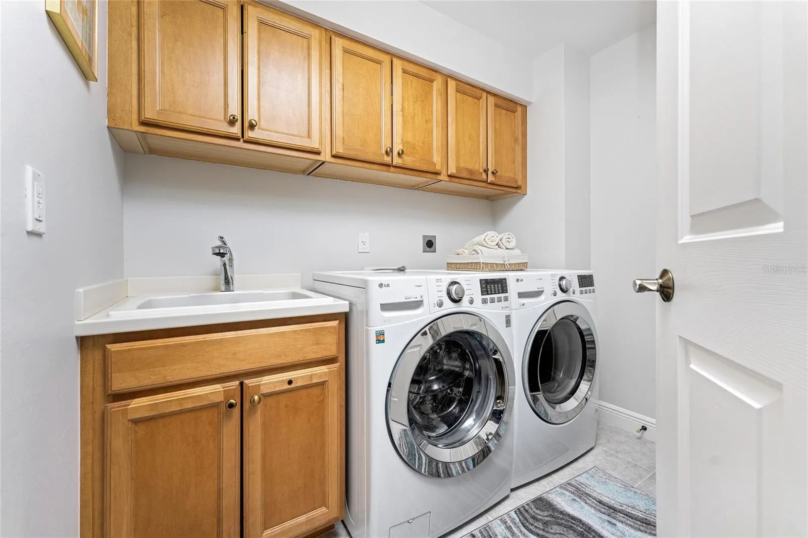 3329 SUNSET KEY CIR #301 #301