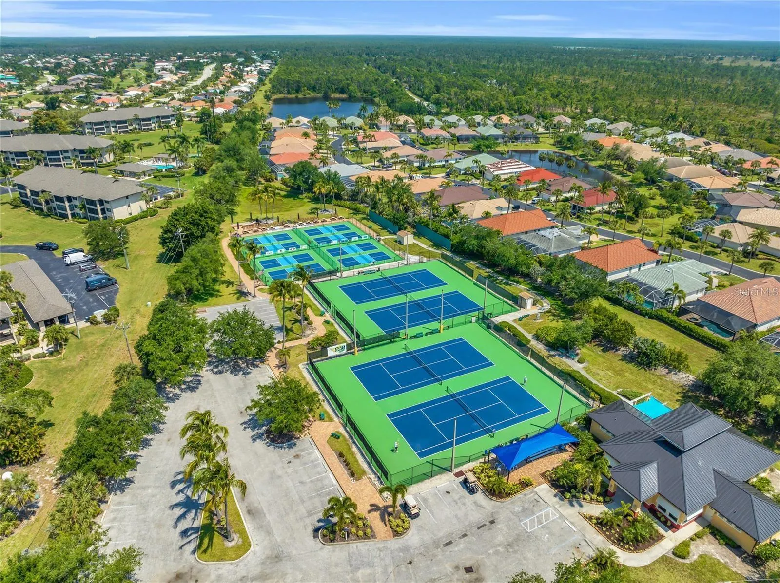 3329 SUNSET KEY CIR #301 #301