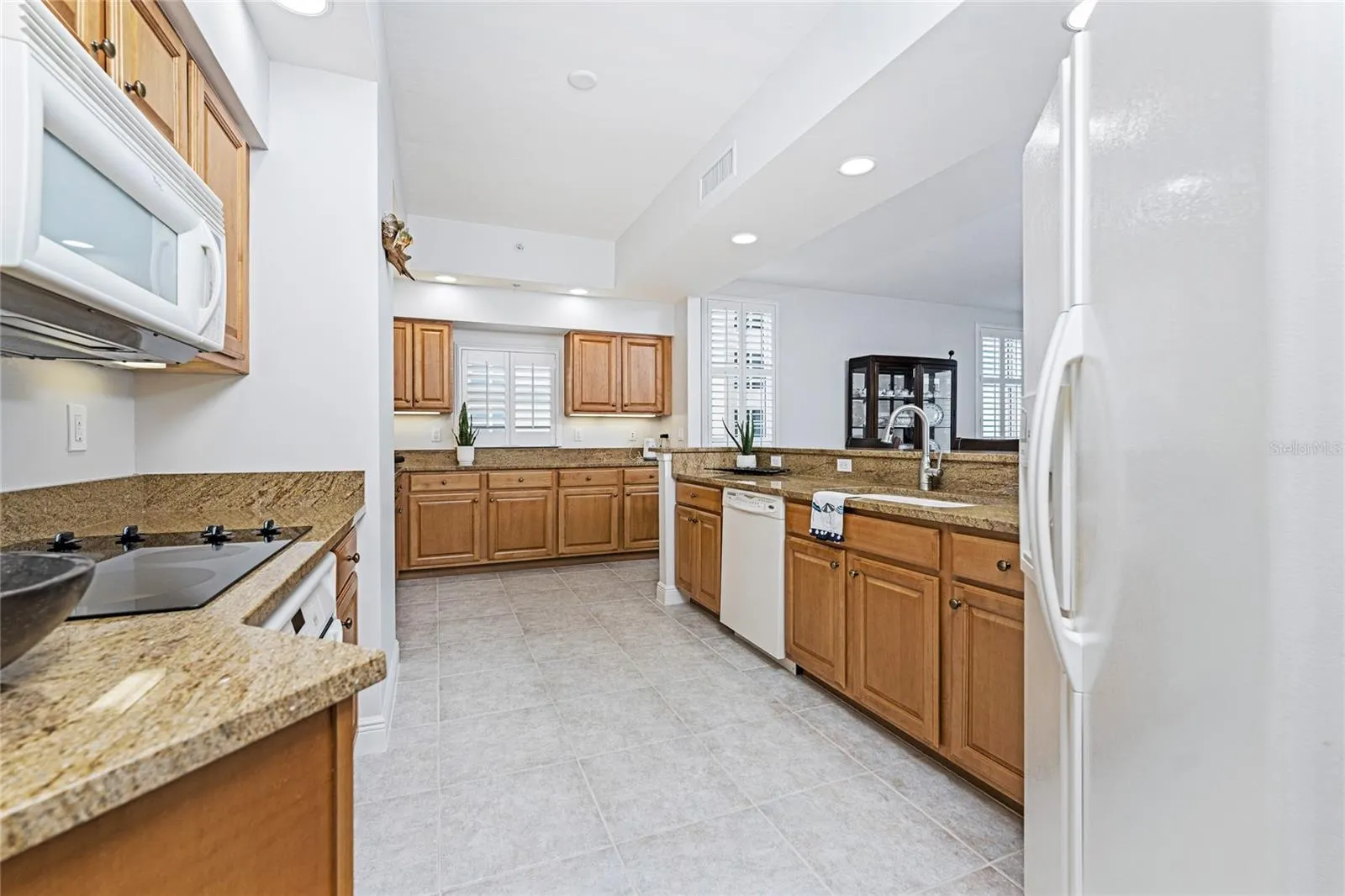 3329 SUNSET KEY CIR #301 #301