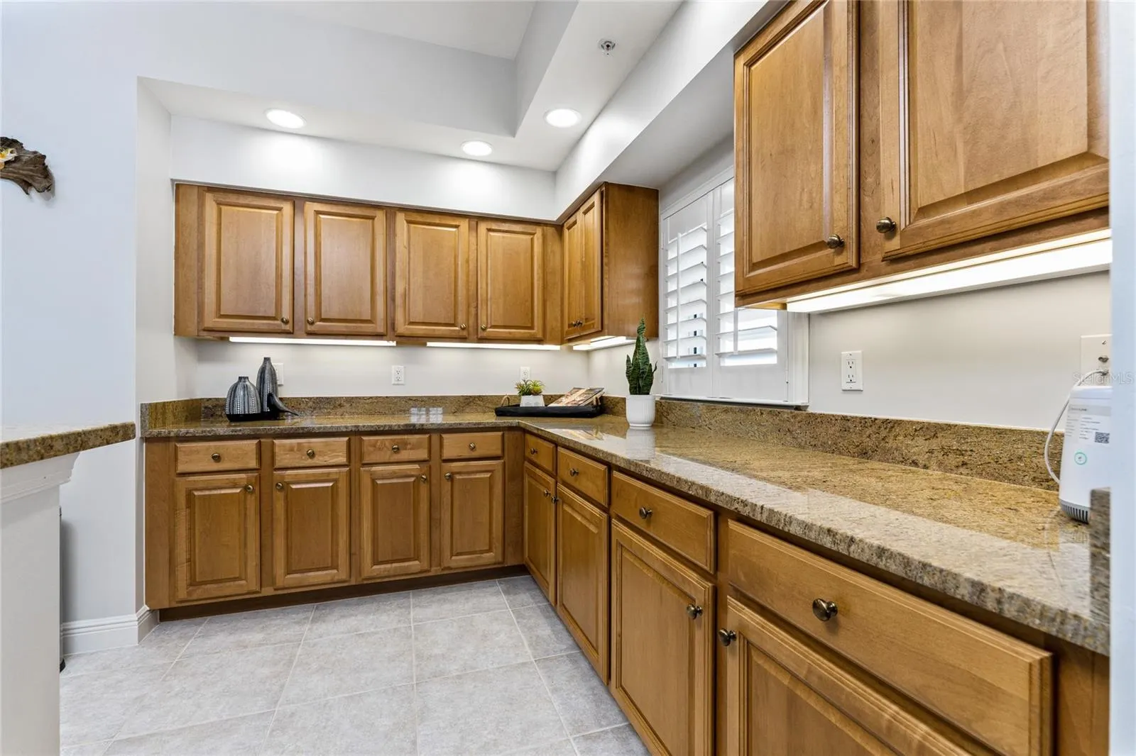 3329 SUNSET KEY CIR #301 #301