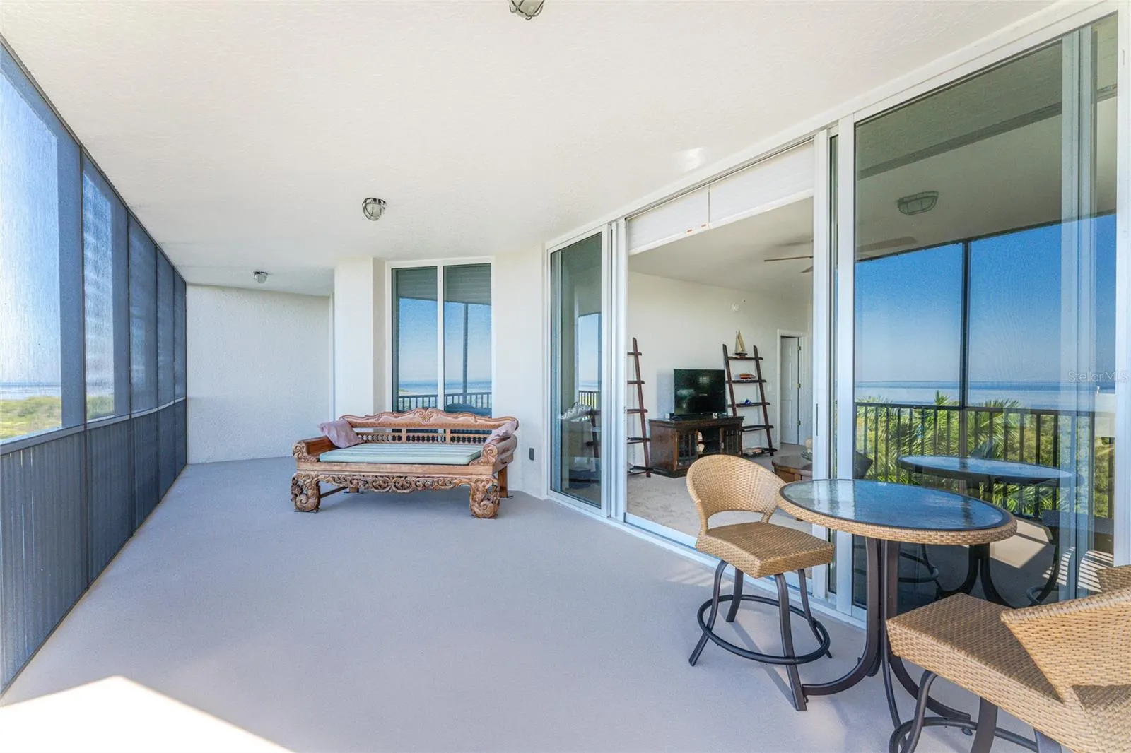 3329 SUNSET KEY CIR #301 #301