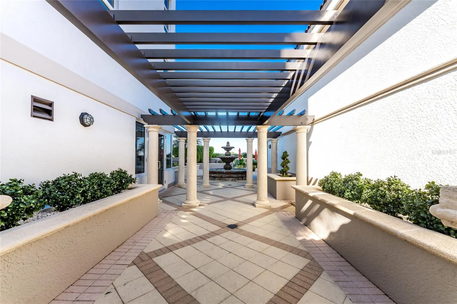 3329 SUNSET KEY CIR #301 #301