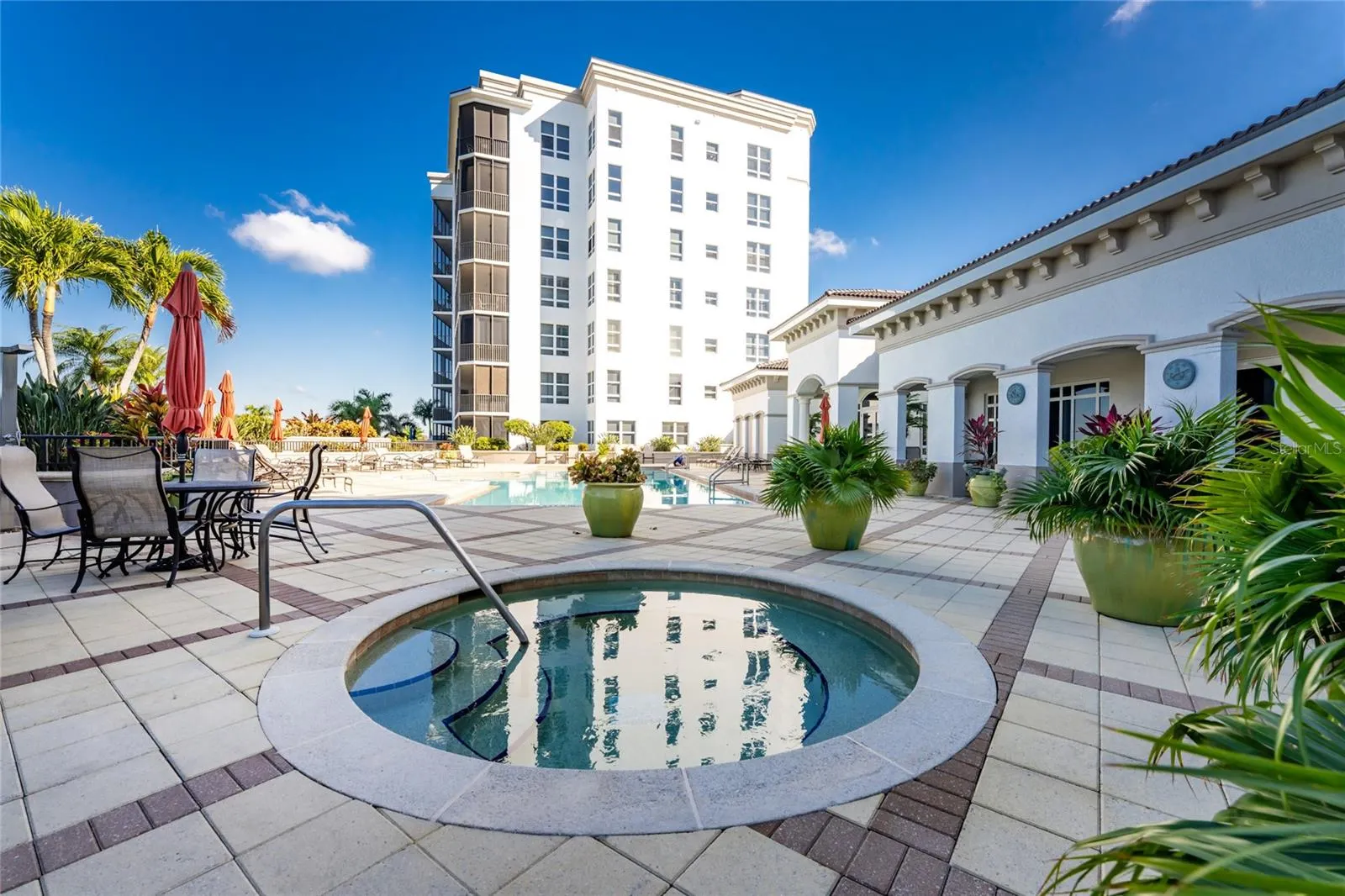 3329 SUNSET KEY CIR #301 #301