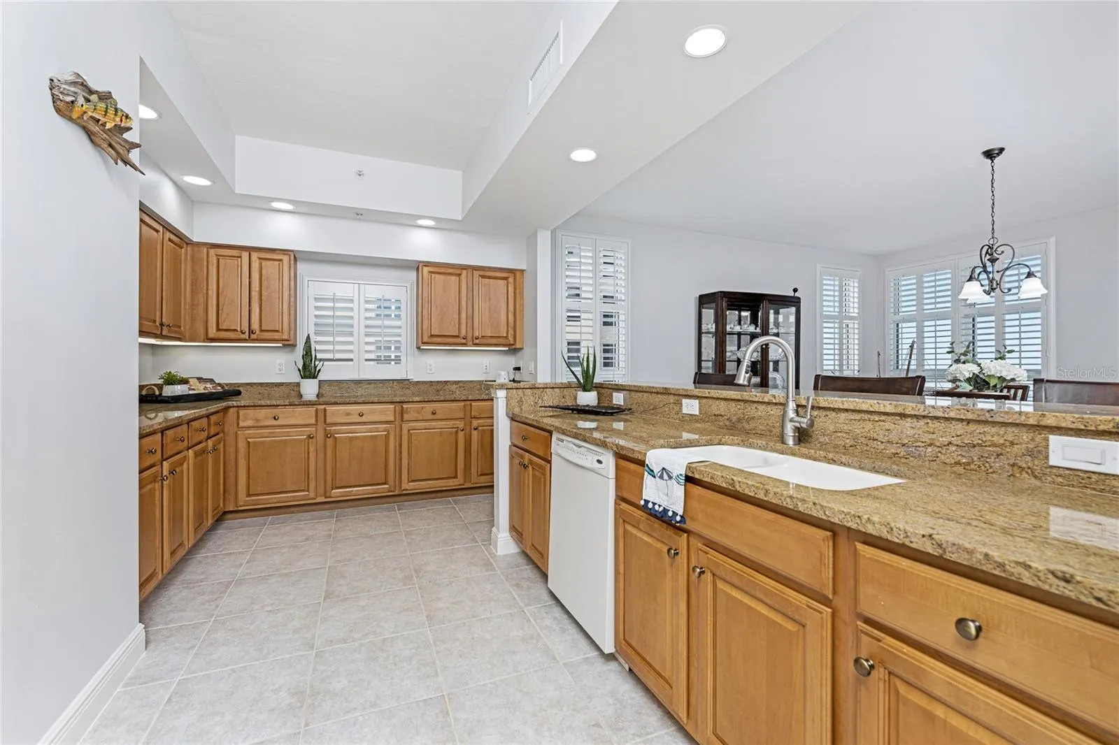 3329 SUNSET KEY CIR #301 #301