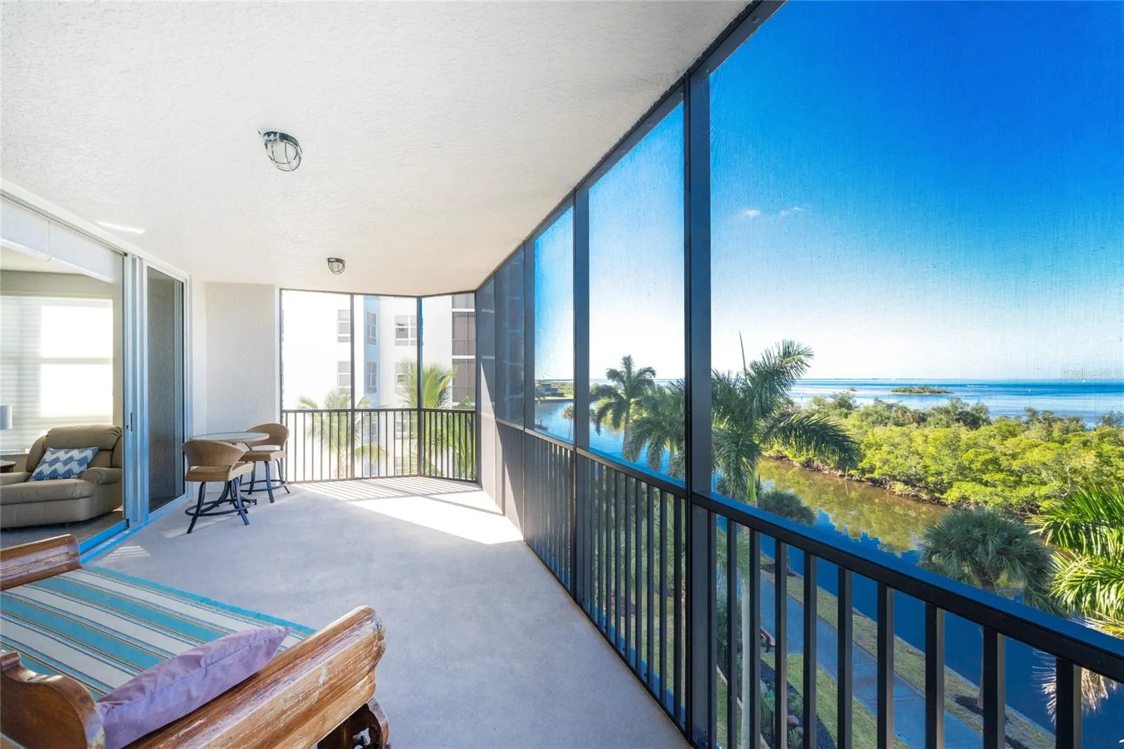 3329 SUNSET KEY CIR #301 #301