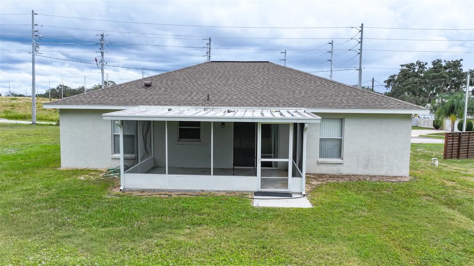 1420 HIAWATHA AVE