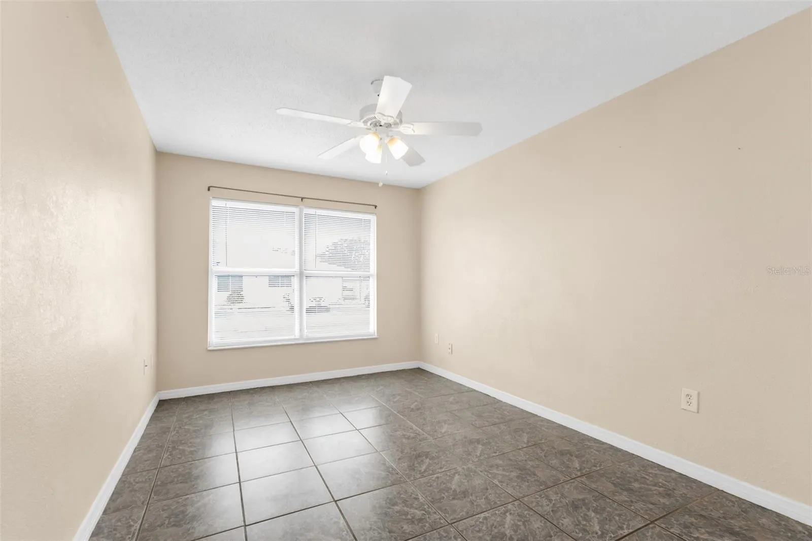 21150 GERTRUDE AVE #F5 #F5