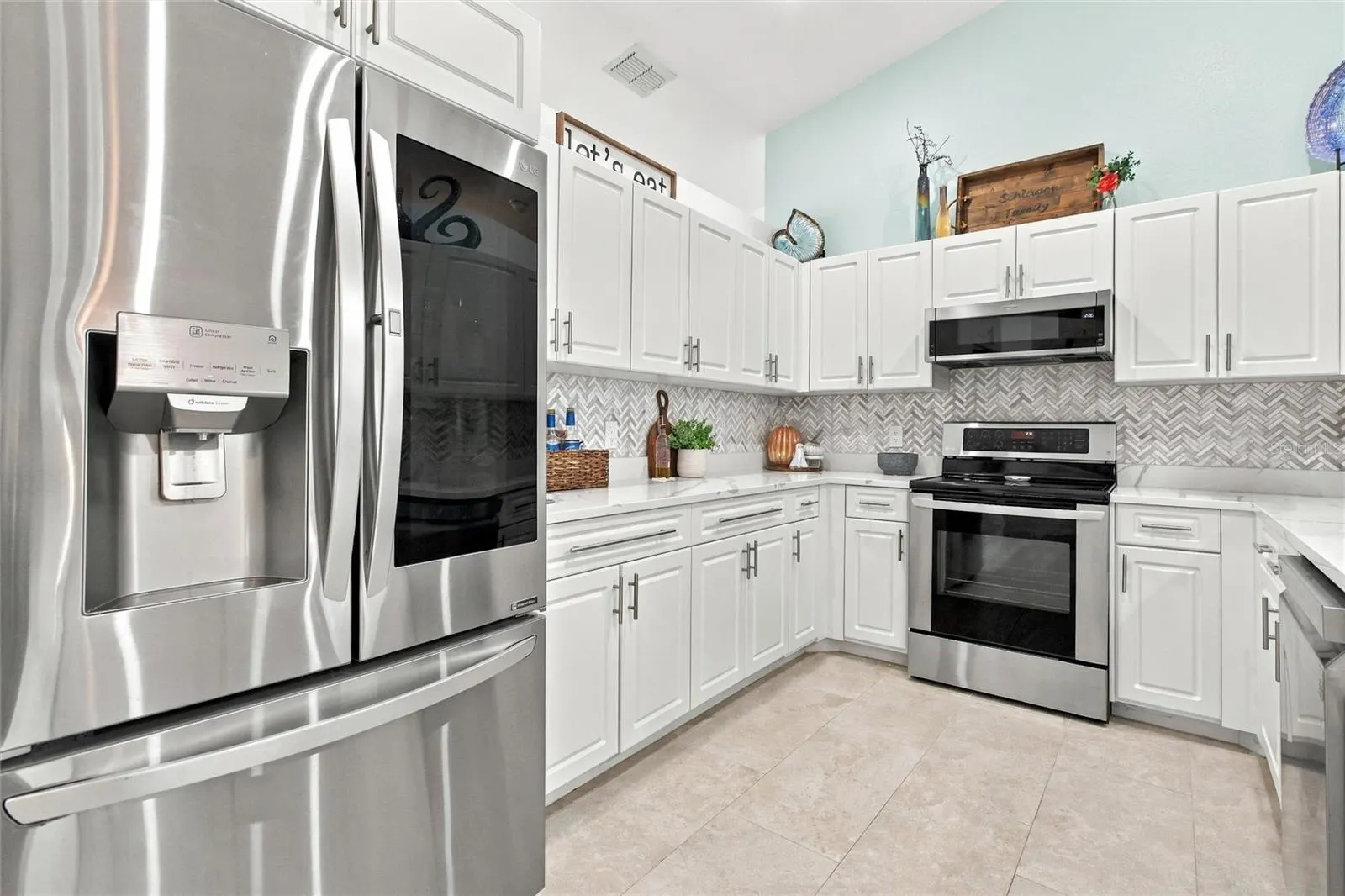 1412 SW 43RD TER