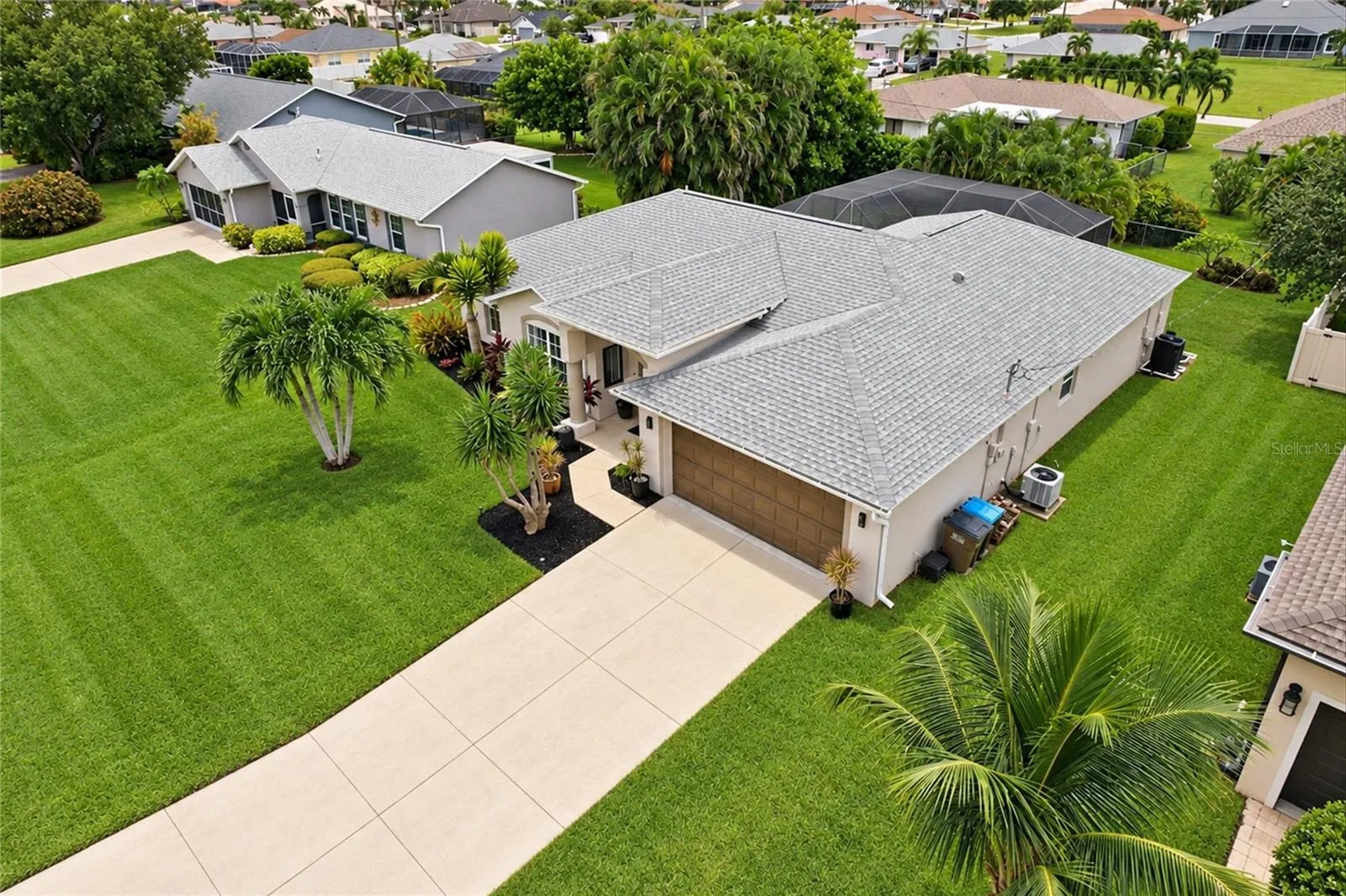 1412 SW 43RD TER