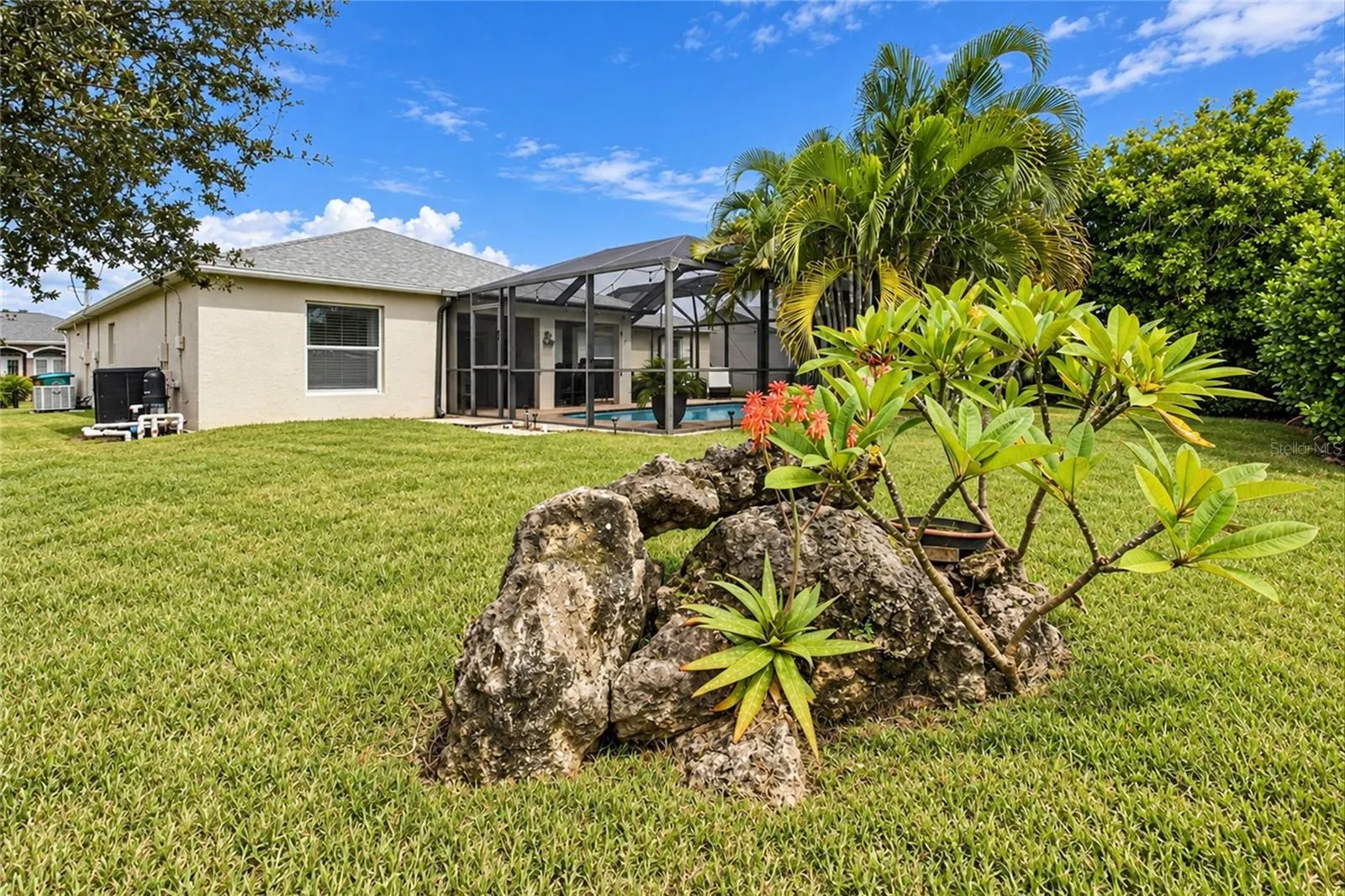 1412 SW 43RD TER