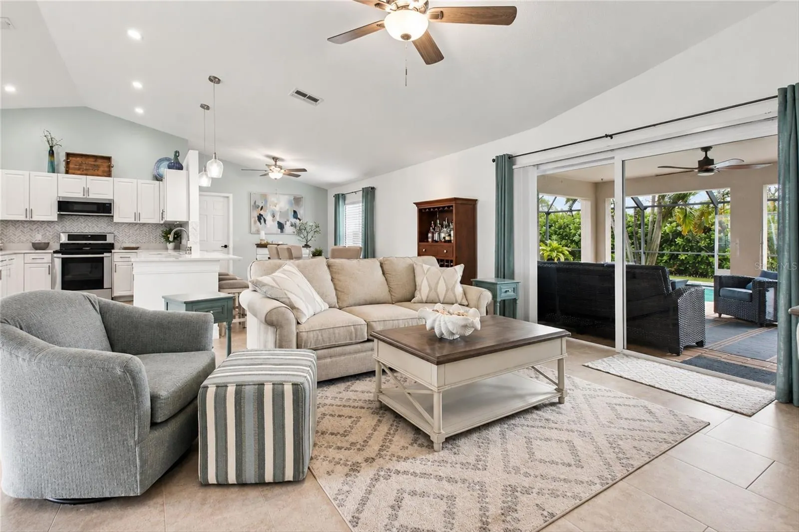 1412 SW 43RD TER