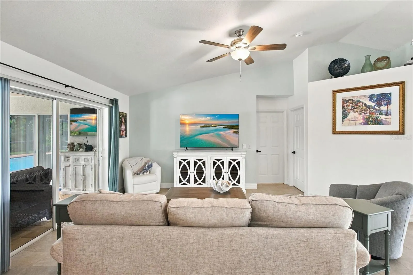 1412 SW 43RD TER