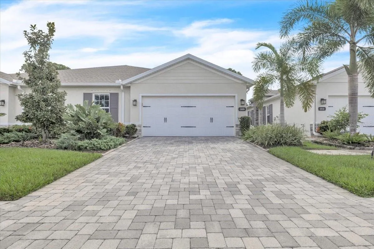 1808 W PALMS DR
