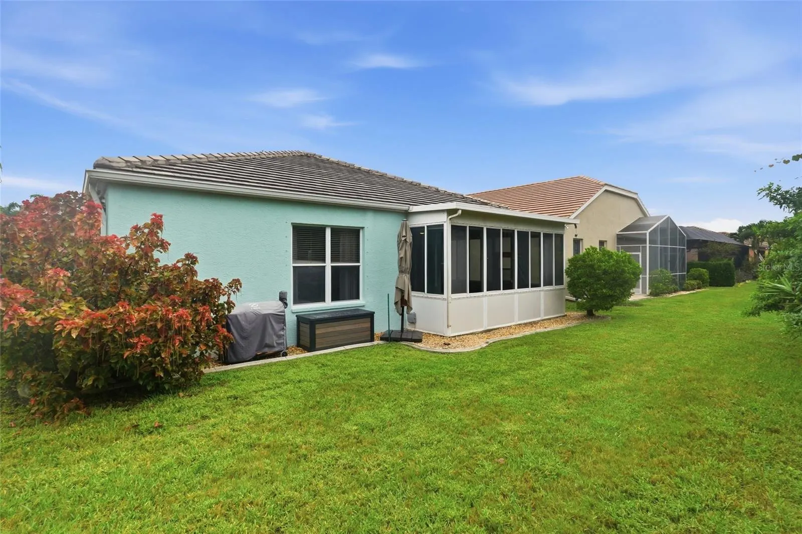 26199 FEATHERSOUND DR