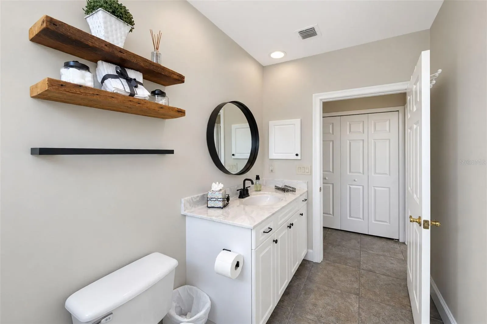 3471 SUNSET KEY CIR #102 #102