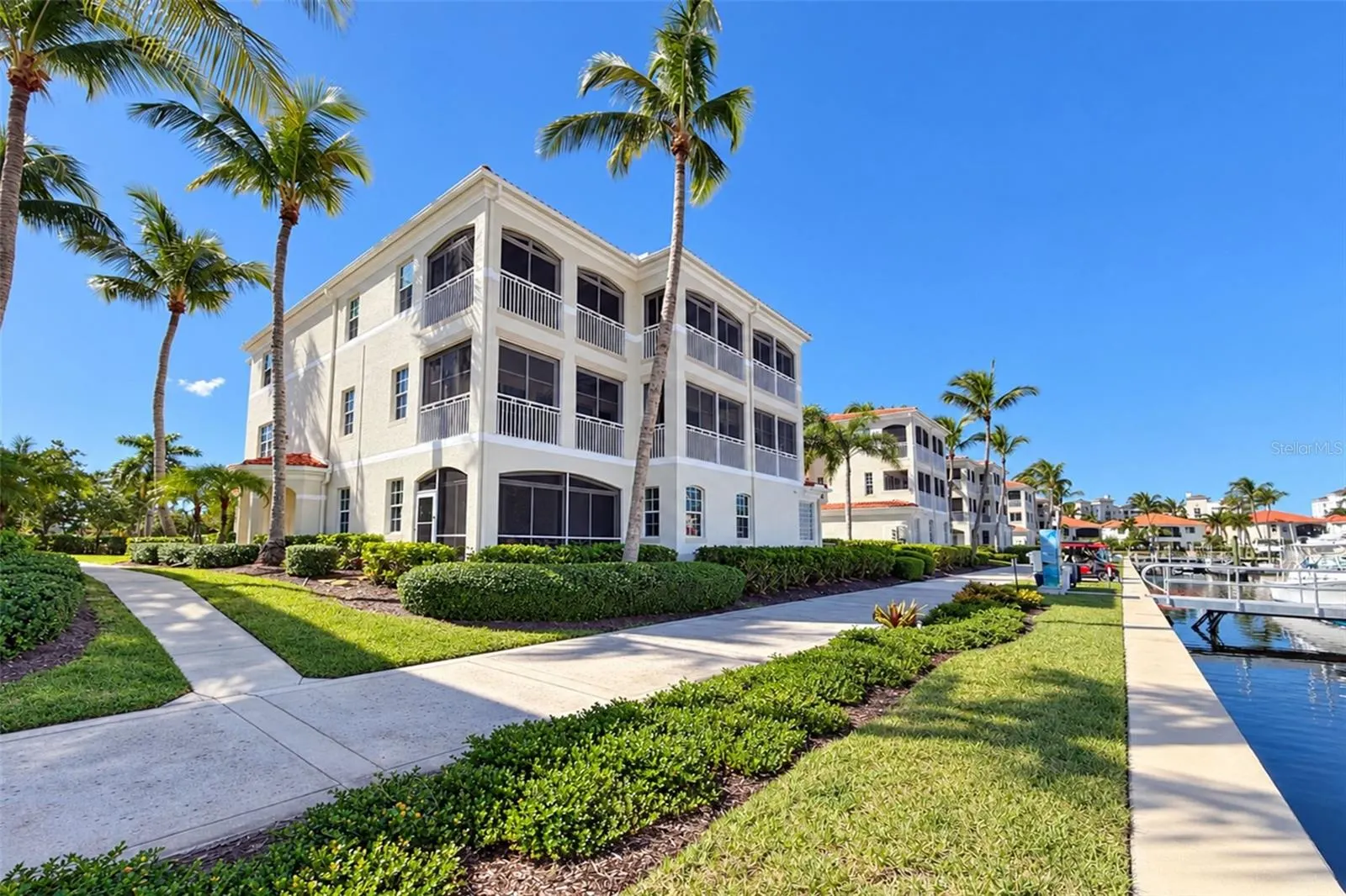3471 SUNSET KEY CIR #102 #102