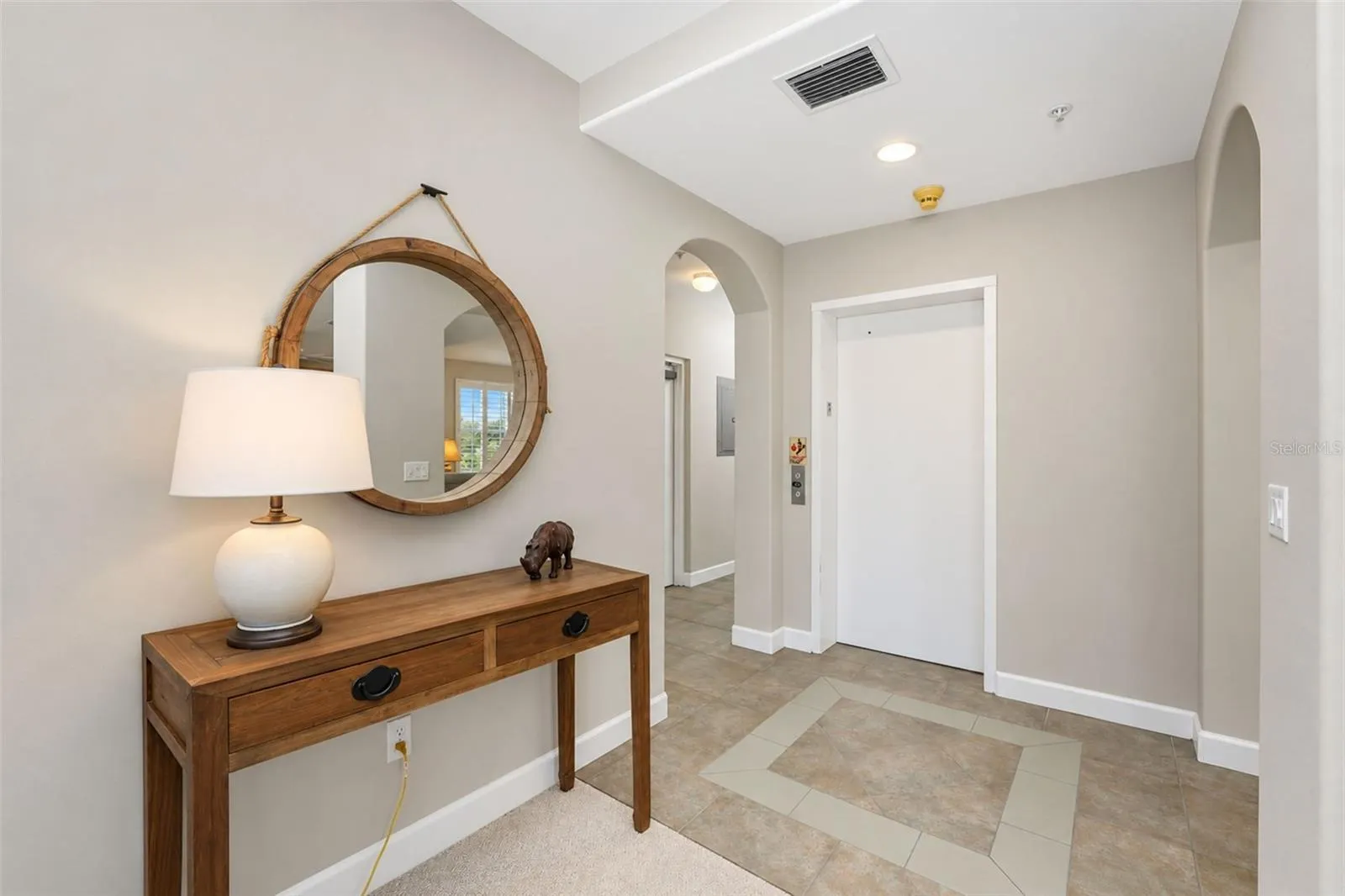 3471 SUNSET KEY CIR #102 #102