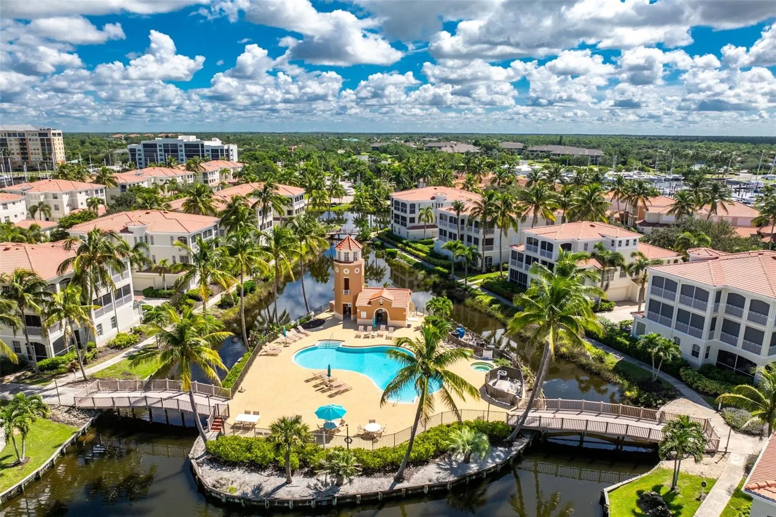 3471 SUNSET KEY CIR #102 #102