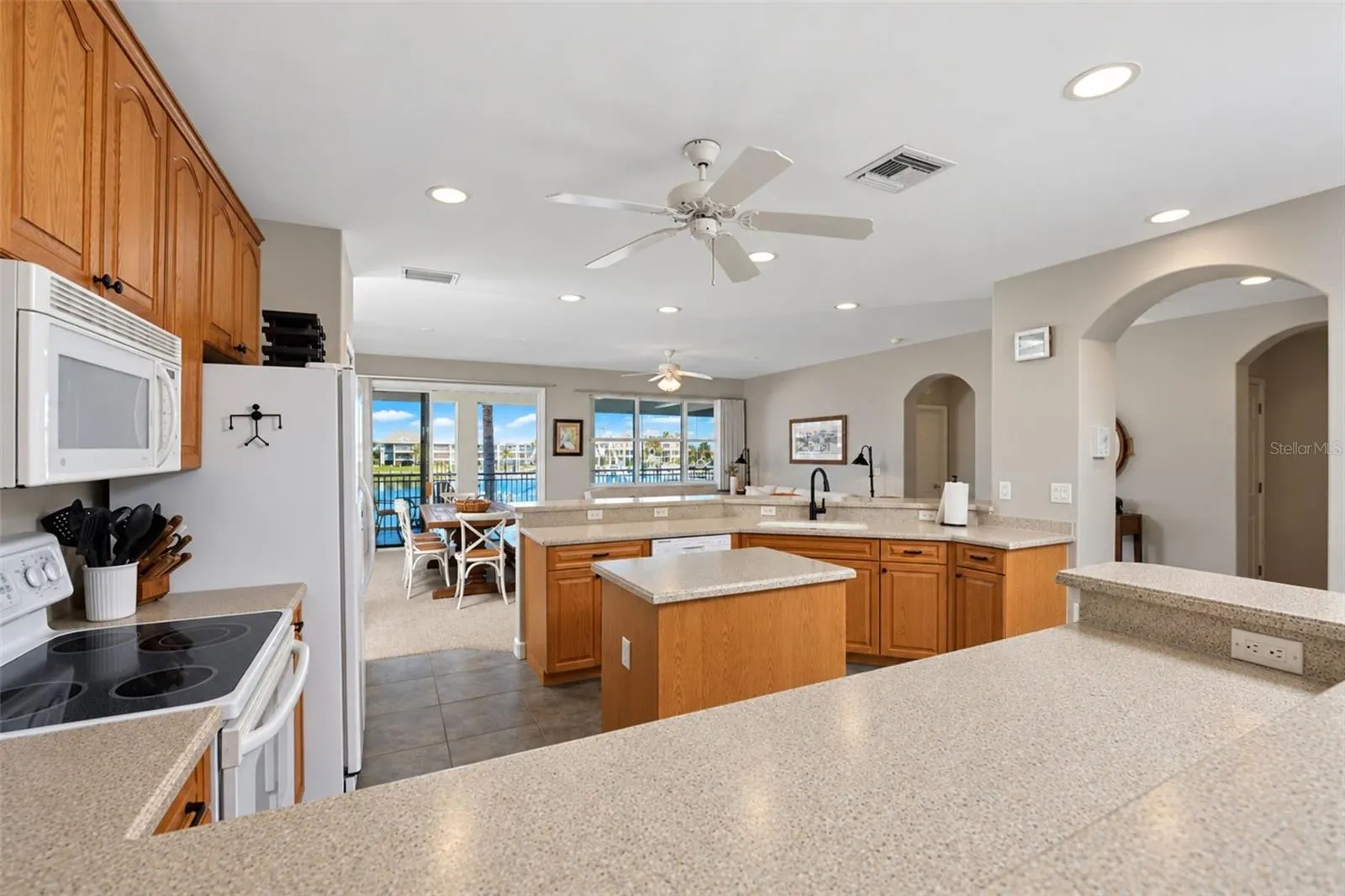 3471 SUNSET KEY CIR #102 #102