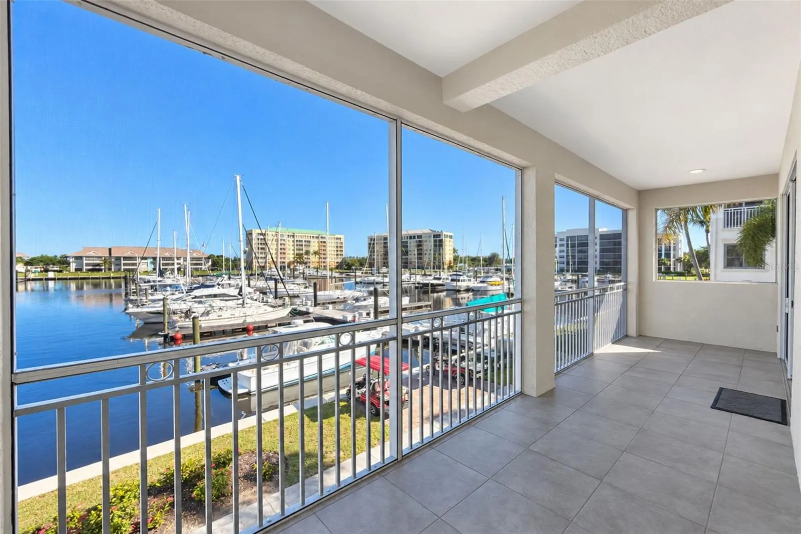 3471 SUNSET KEY CIR #102 #102