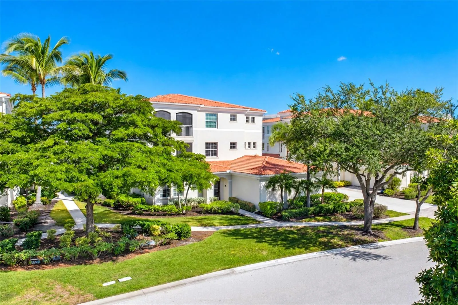 3471 SUNSET KEY CIR #102 #102