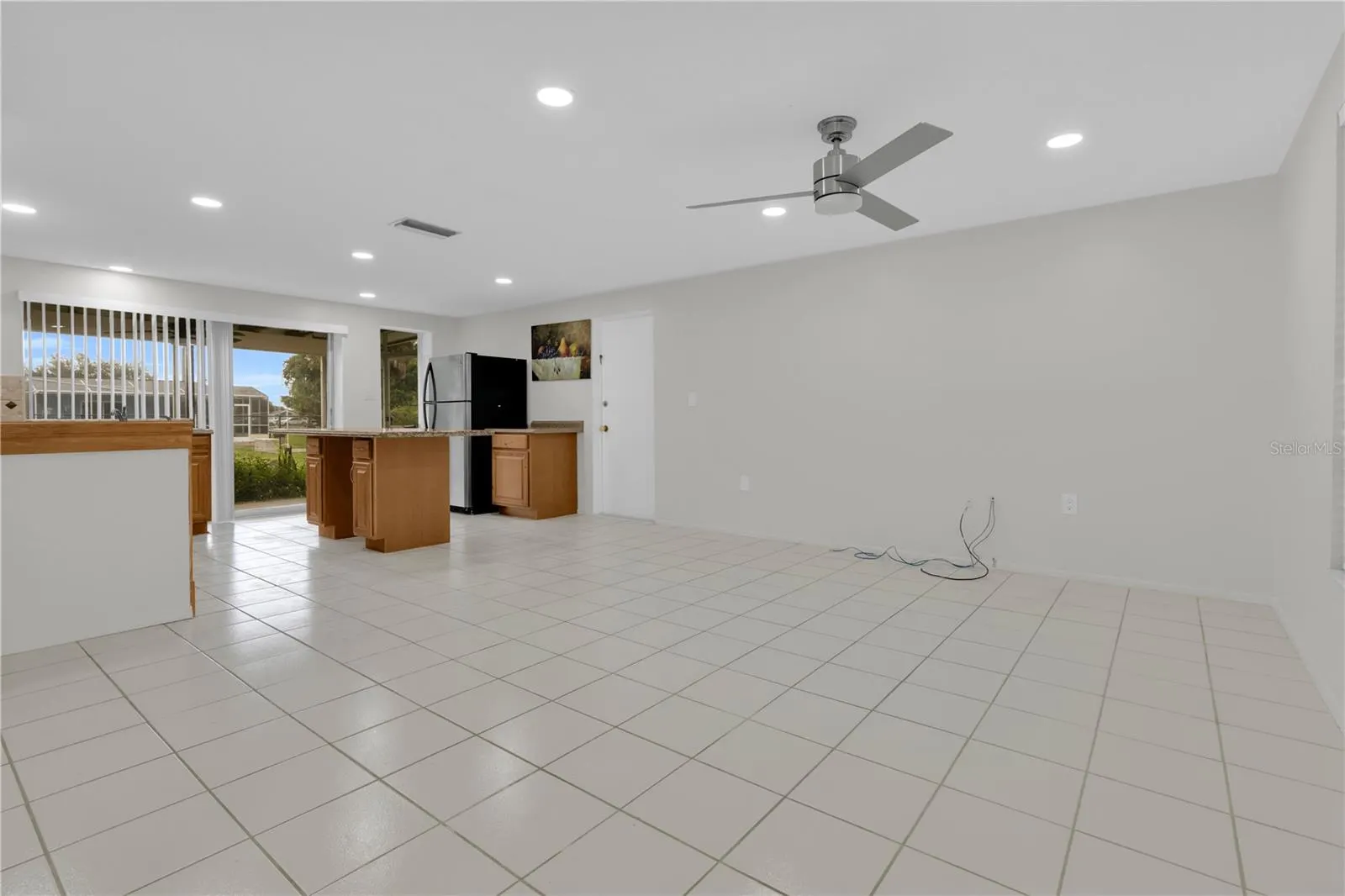1608 HARMONY DR