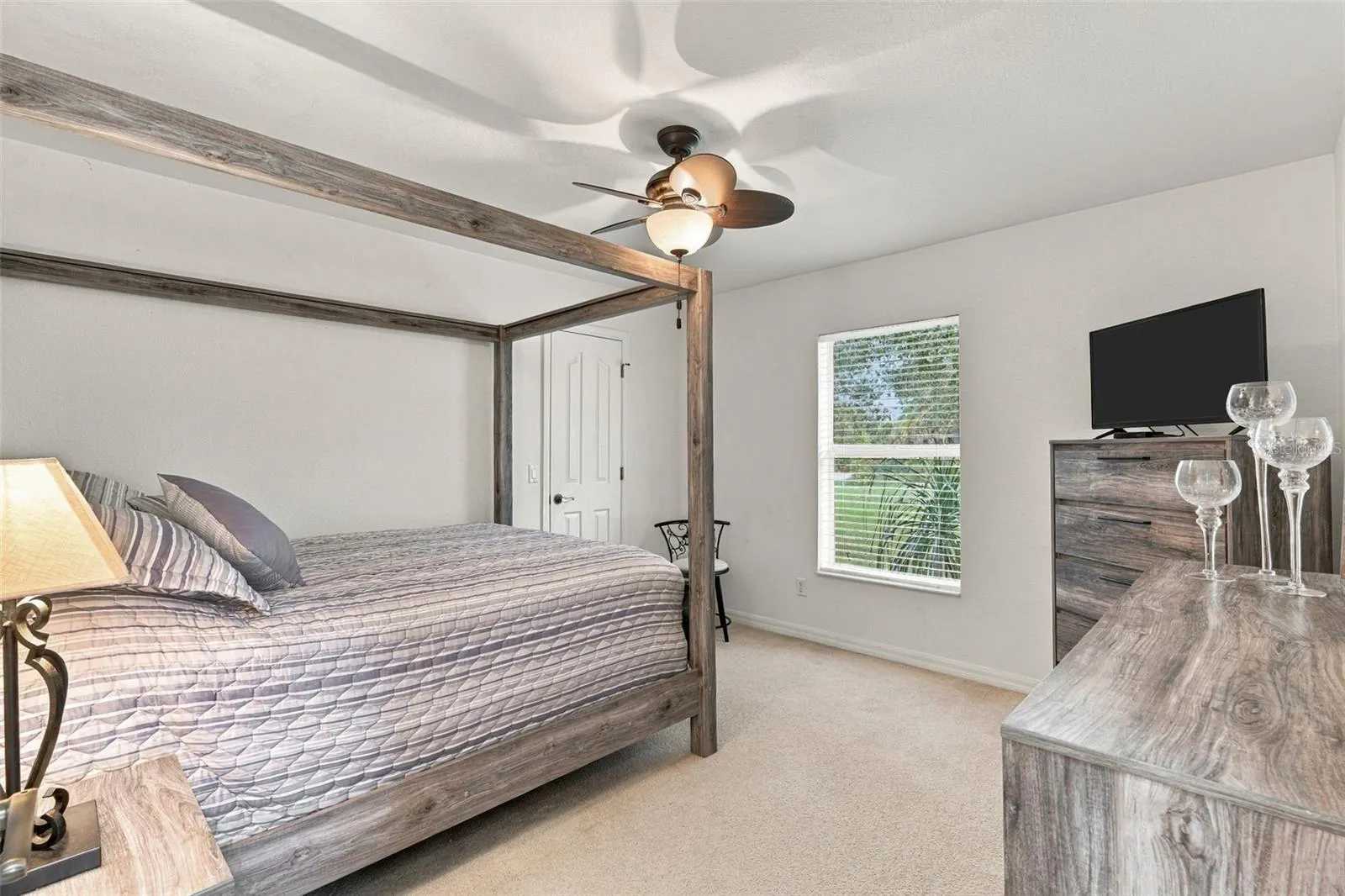 252 DENVER DR