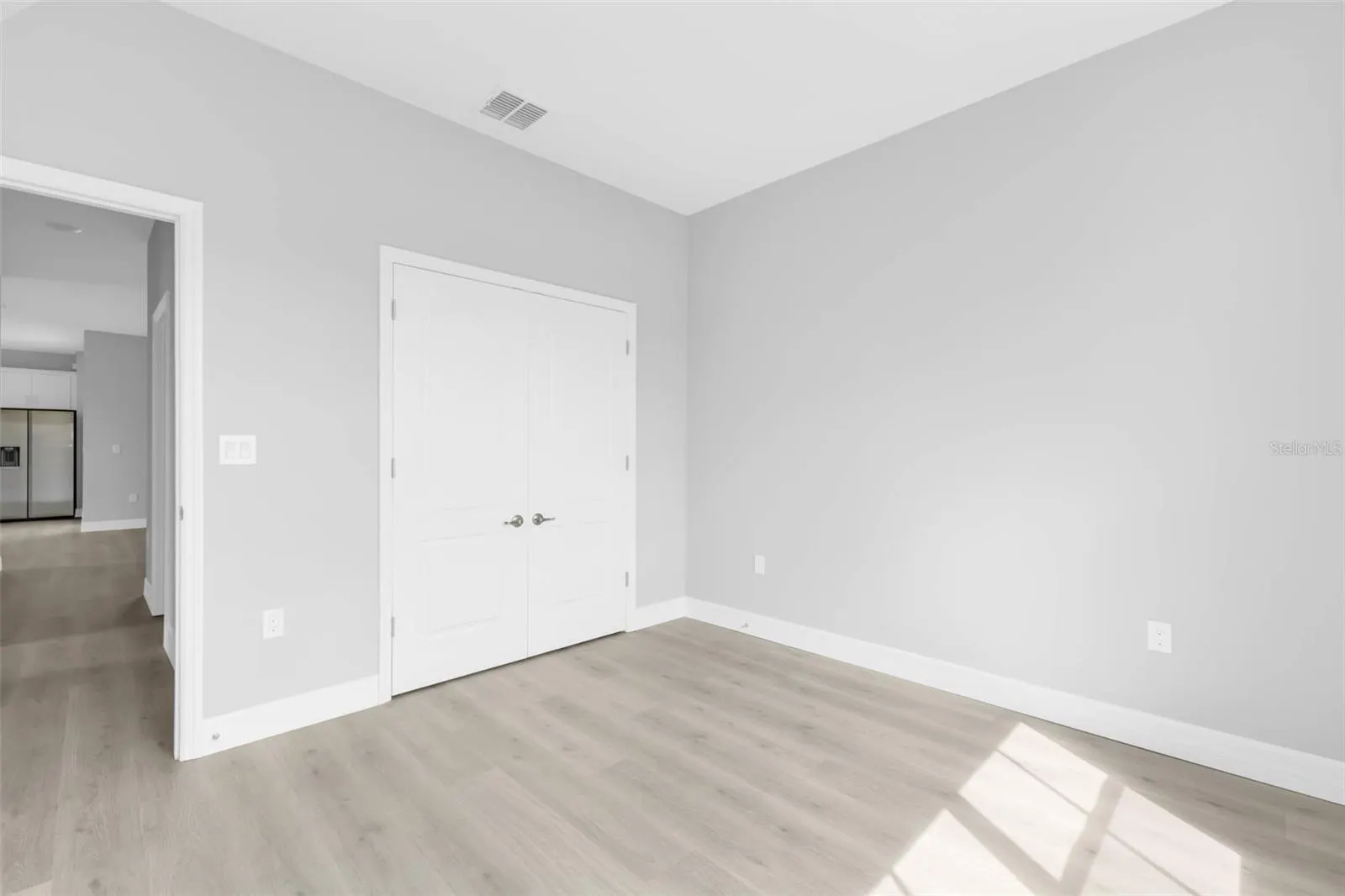 445 LOVELAND BLVD