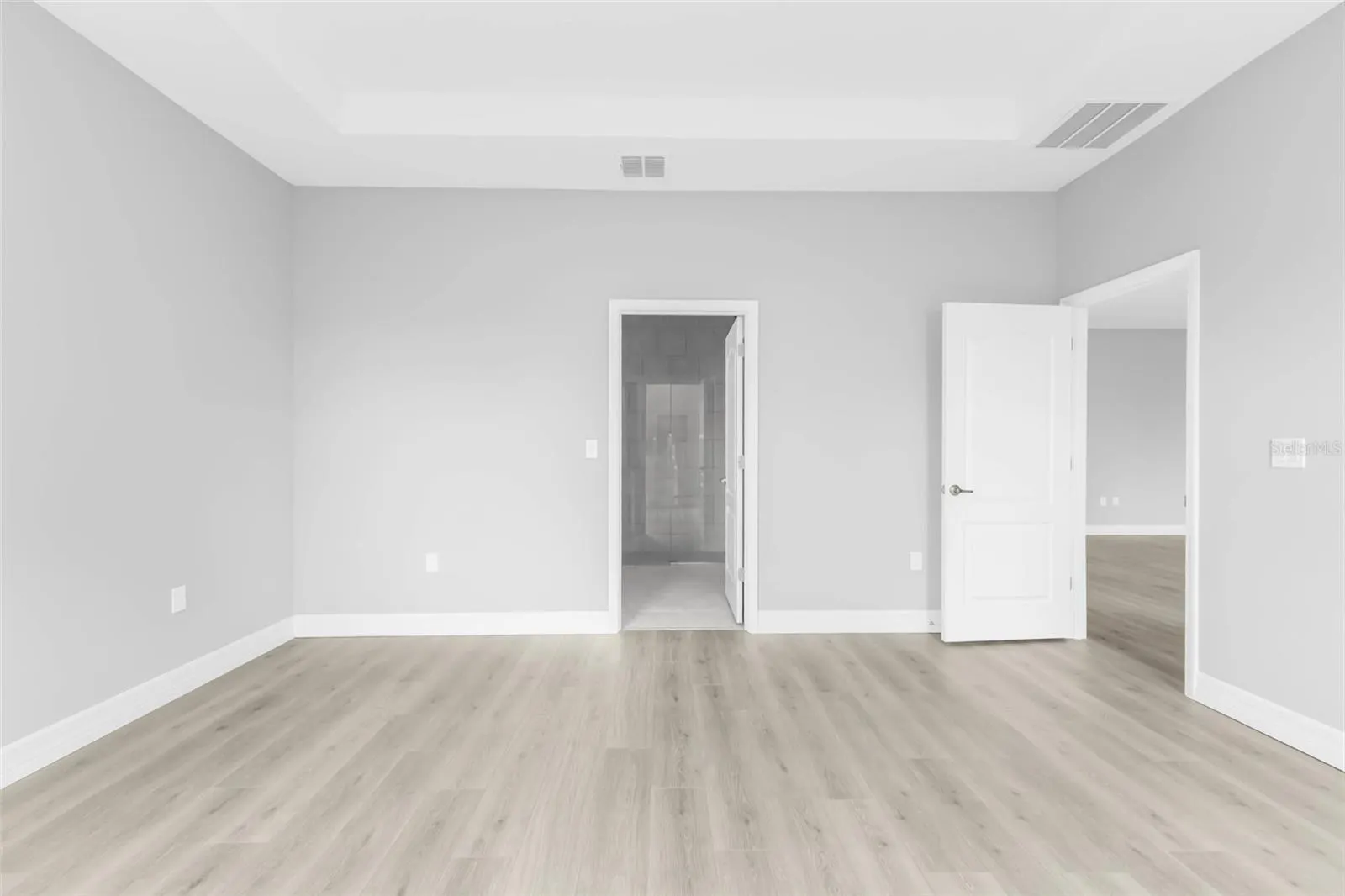 445 LOVELAND BLVD